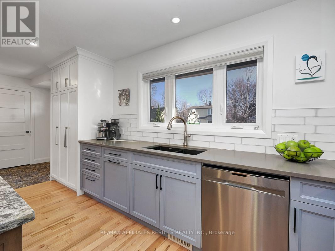 23 Tunis Avenue