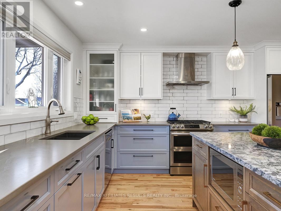 23 Tunis Avenue