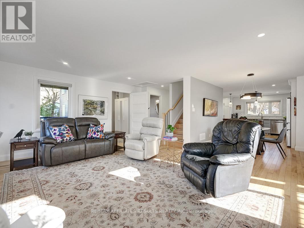 23 Tunis Avenue