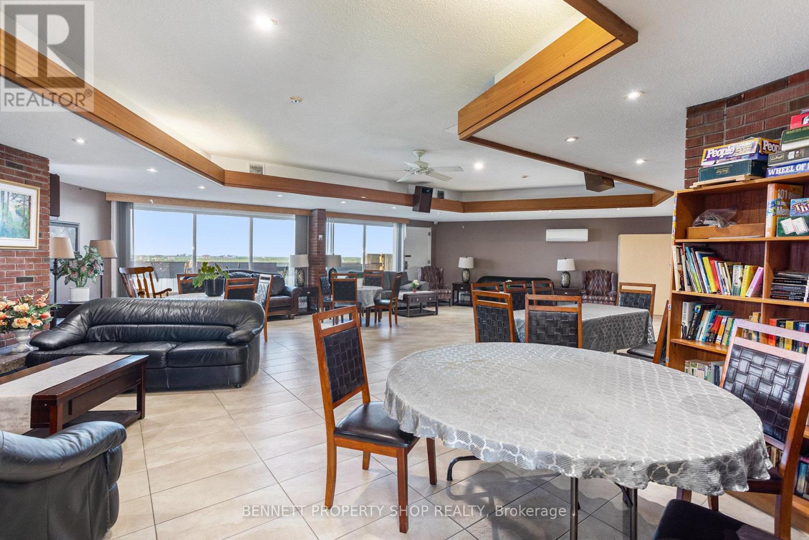 312 - 20 Chesterton Drive