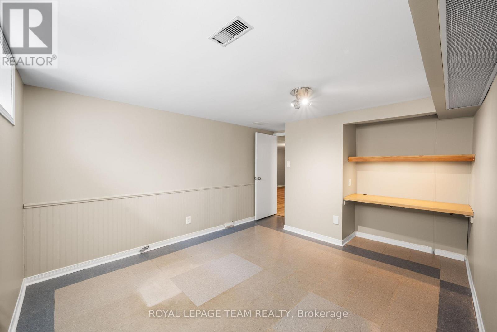 3 Millbrook Crescent