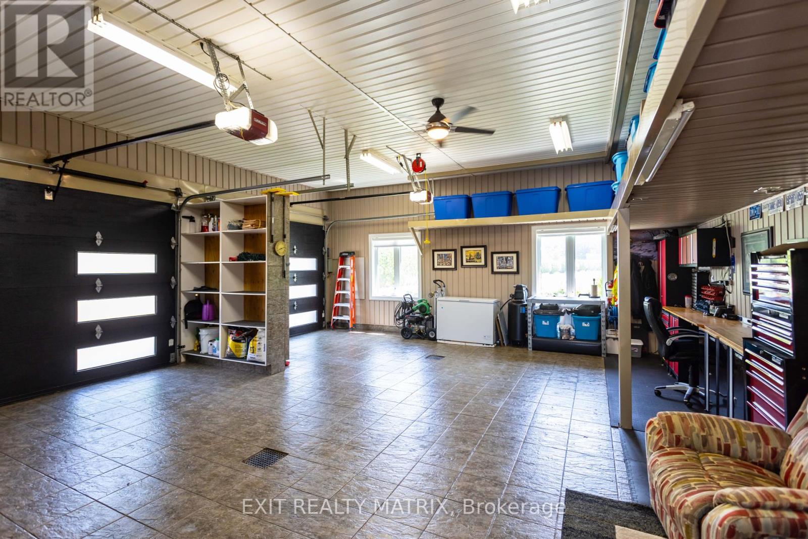 3835 Old Highway 17