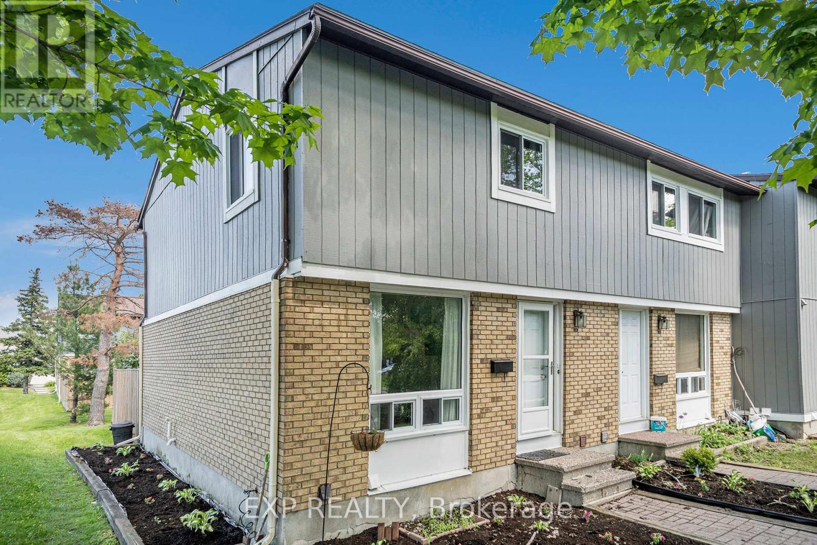 2 Sherway Drive