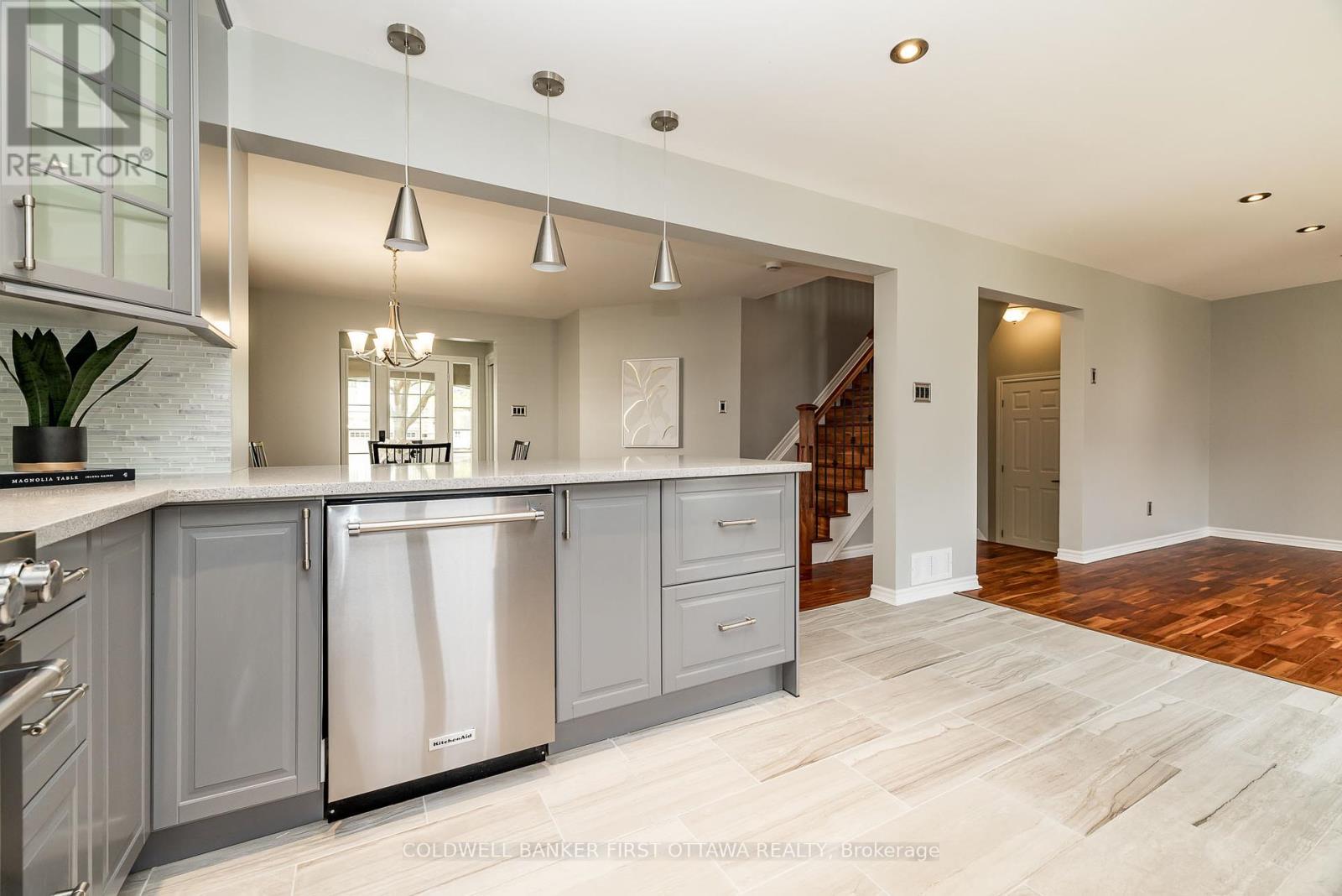 738 Tramontana Place