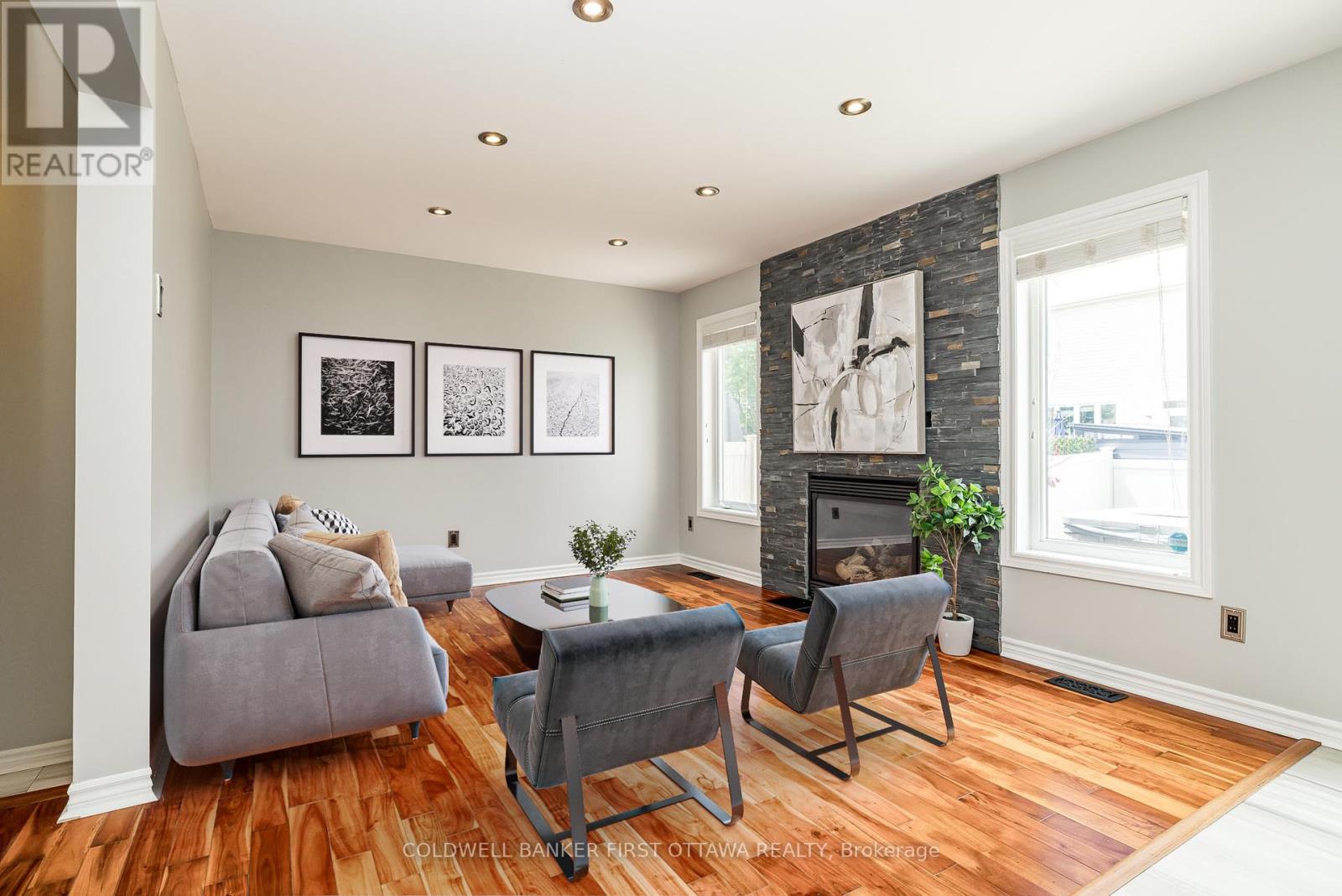 738 Tramontana Place