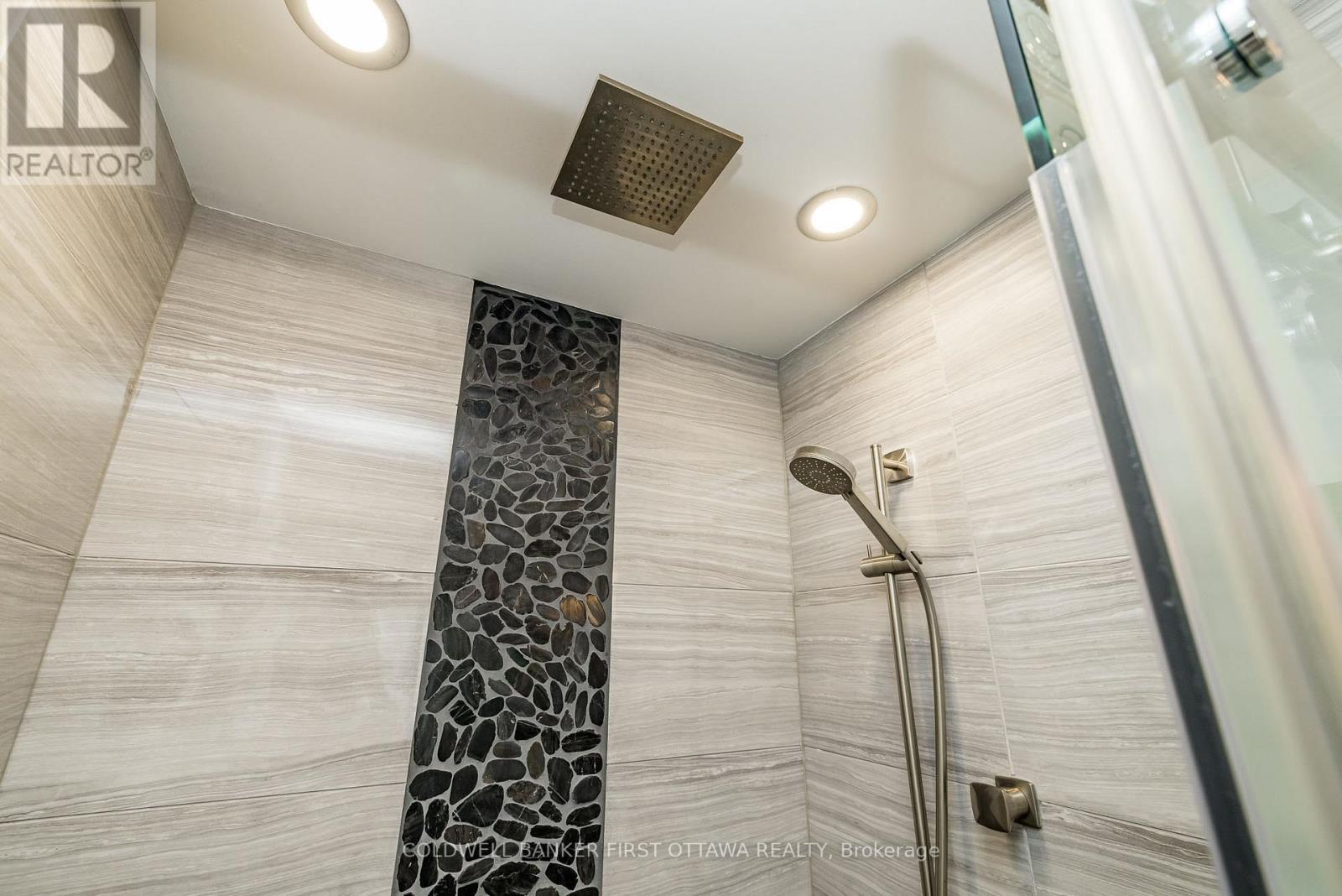 738 Tramontana Place