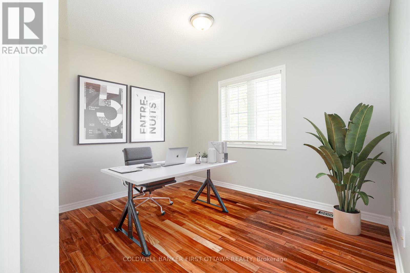 738 Tramontana Place