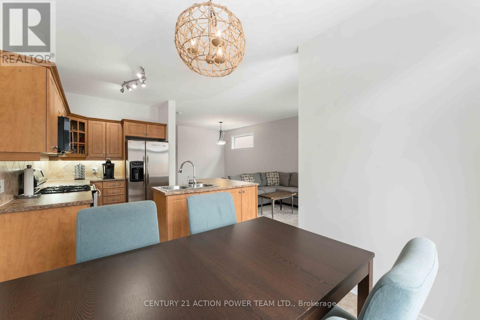965 Gosnell Terrace
