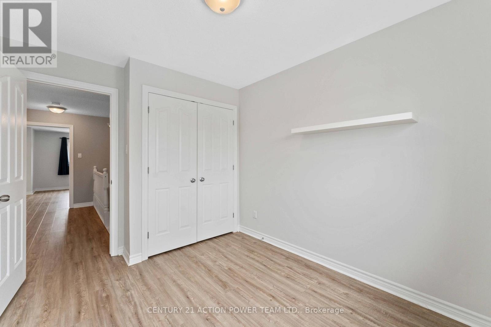 965 Gosnell Terrace