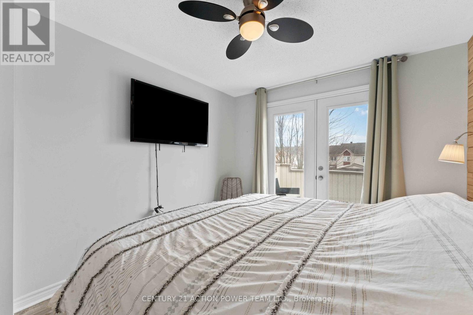 965 Gosnell Terrace
