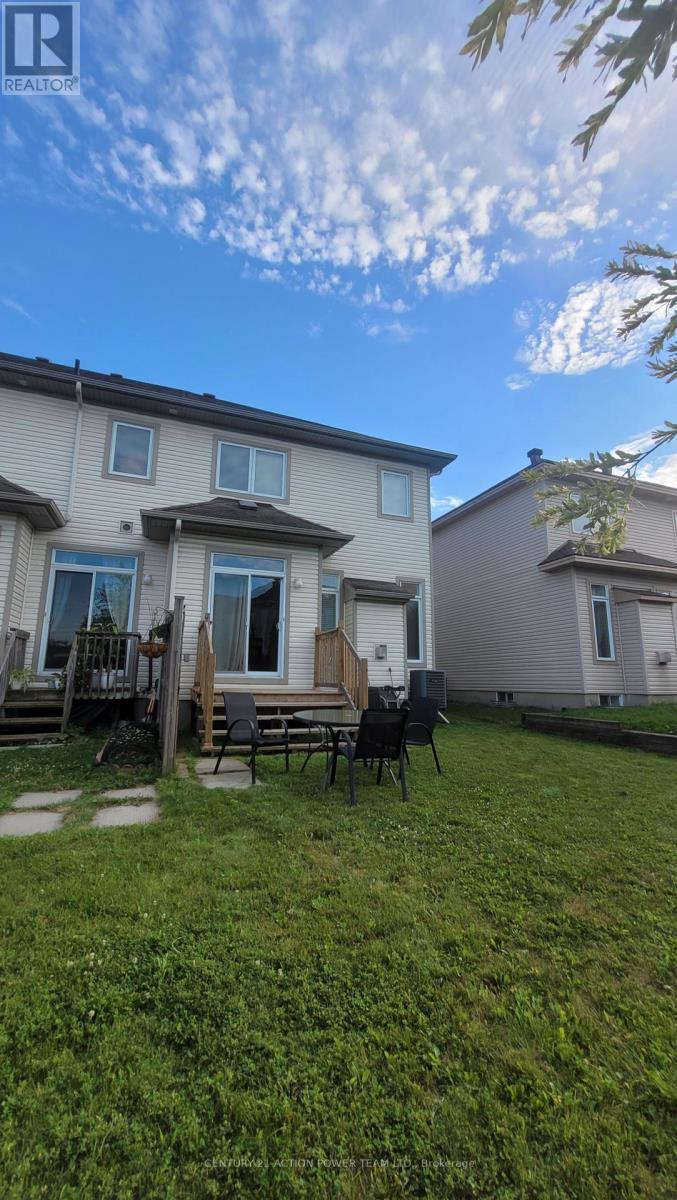 965 Gosnell Terrace