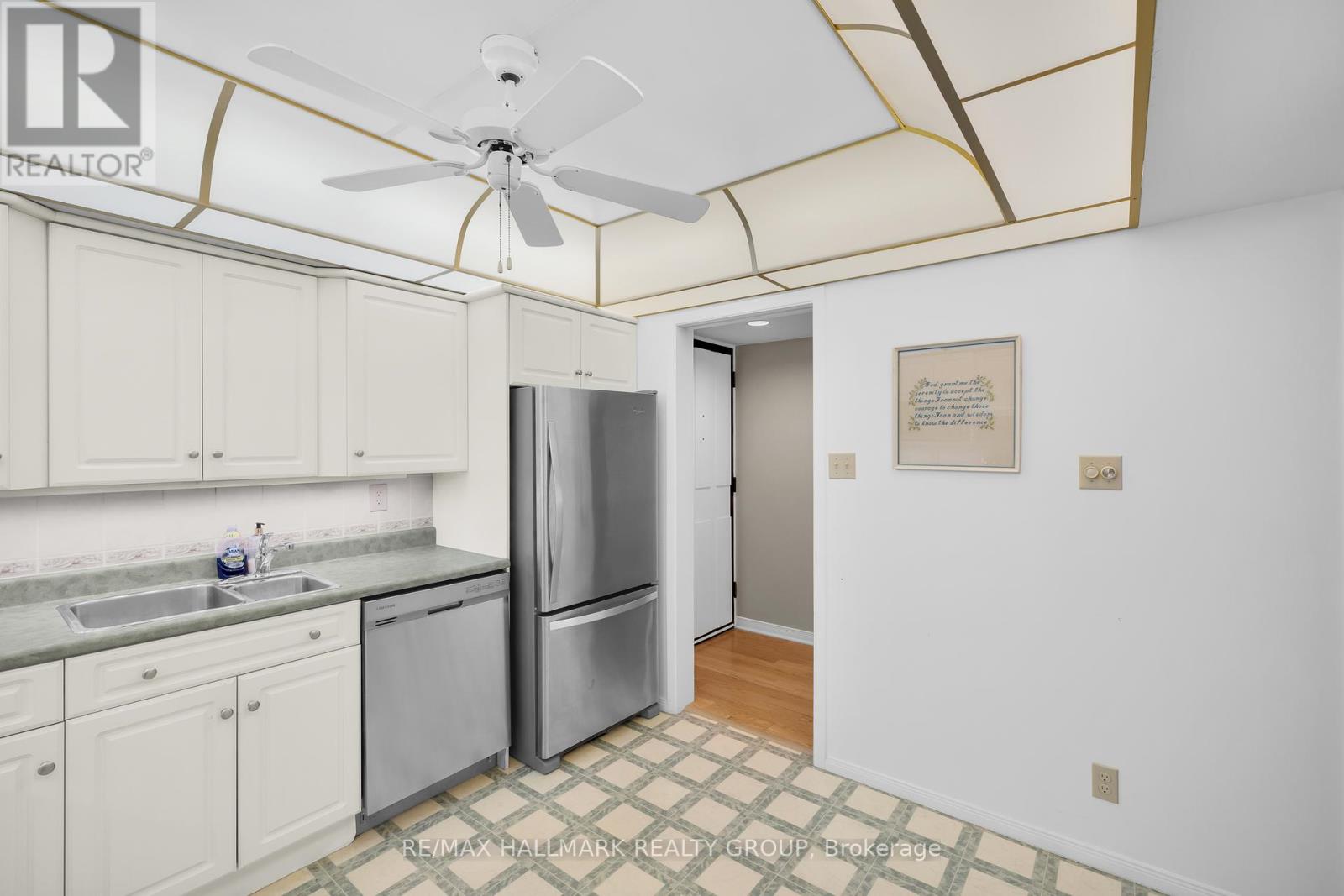 405 - 55 Water Street E