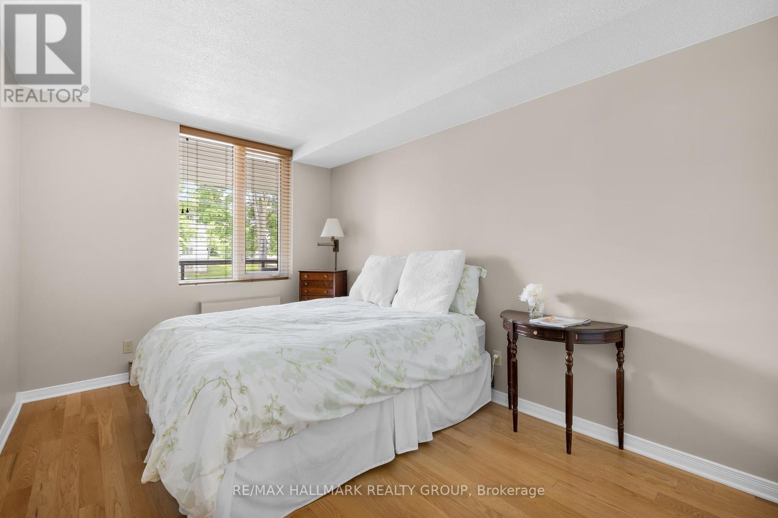405 - 55 Water Street E