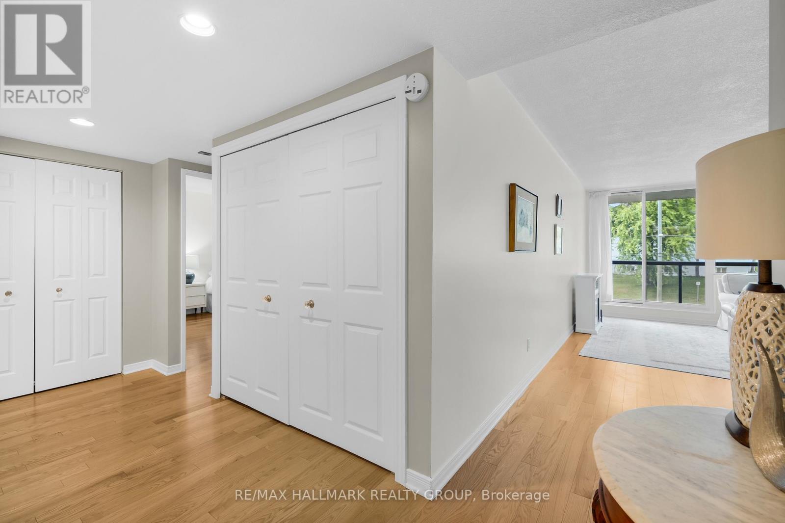 405 - 55 Water Street E