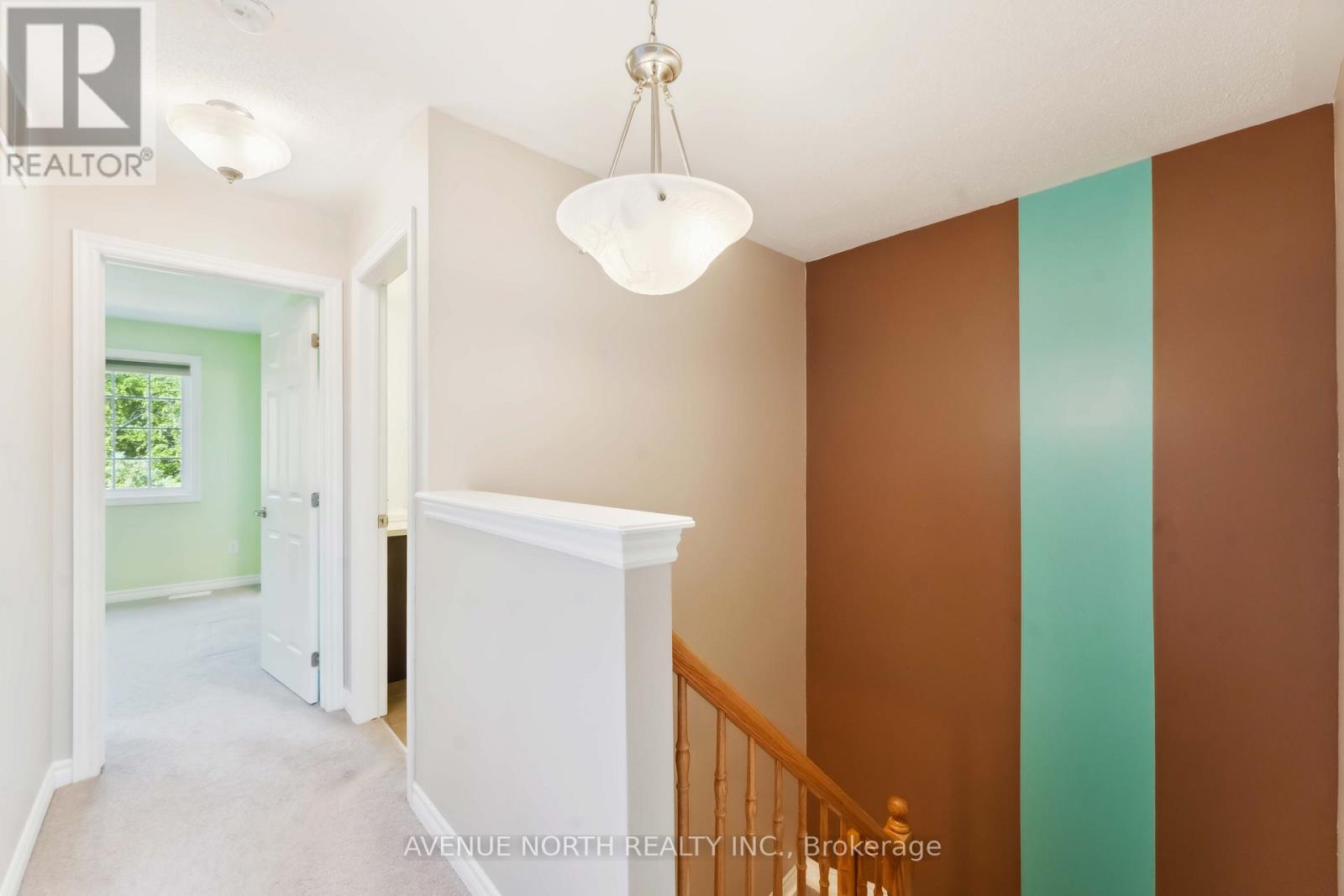 762 Mayfly Crescent