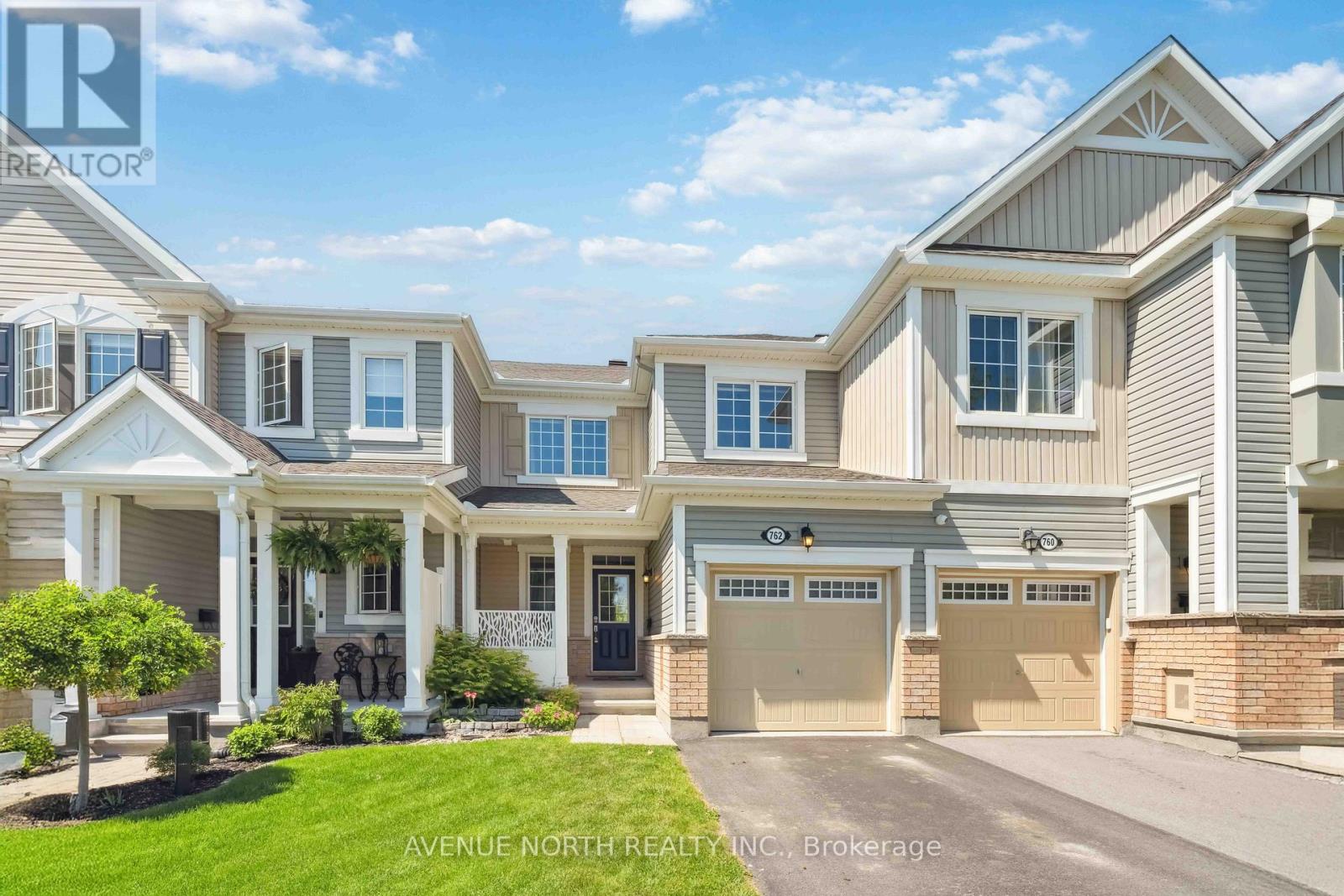 762 Mayfly Crescent