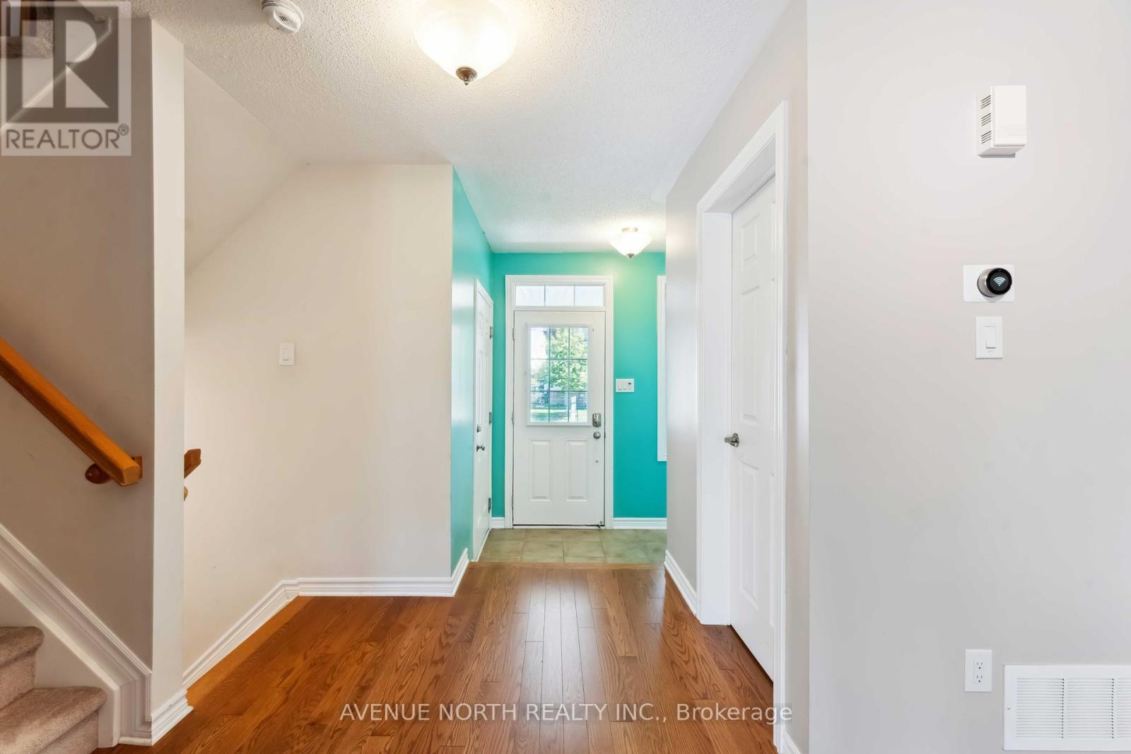 762 Mayfly Crescent