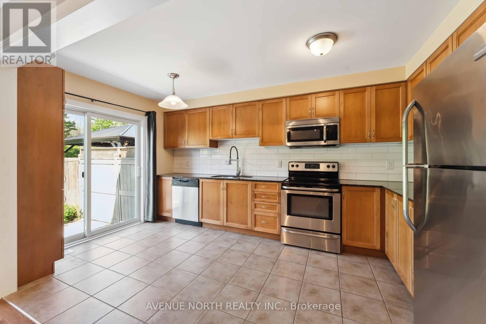 762 Mayfly Crescent