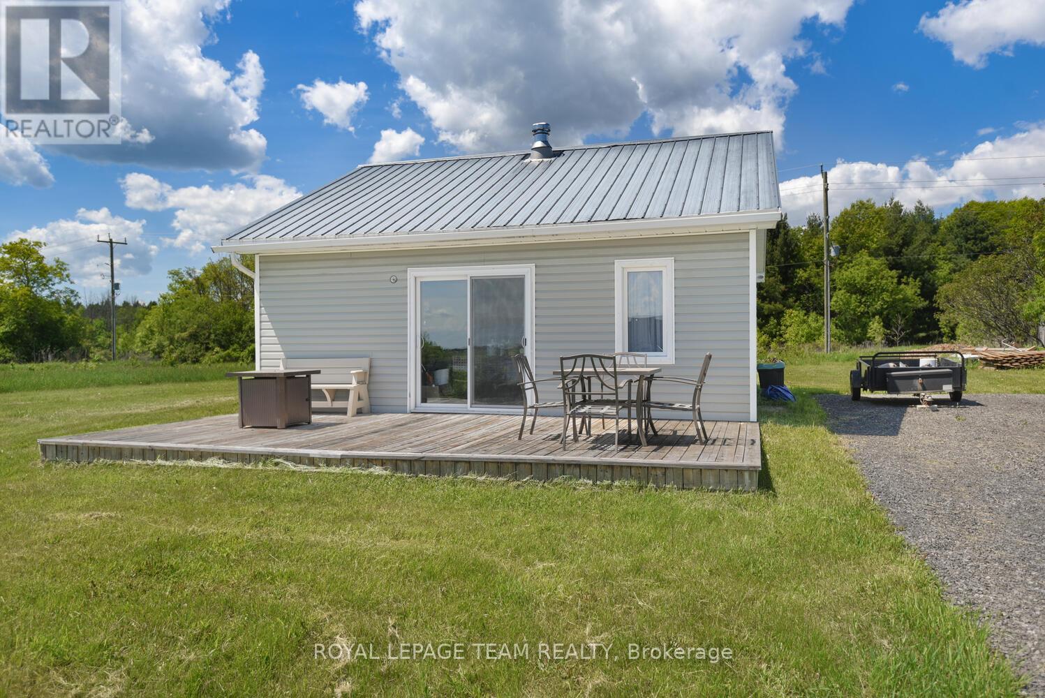 10249 County 2 Road E