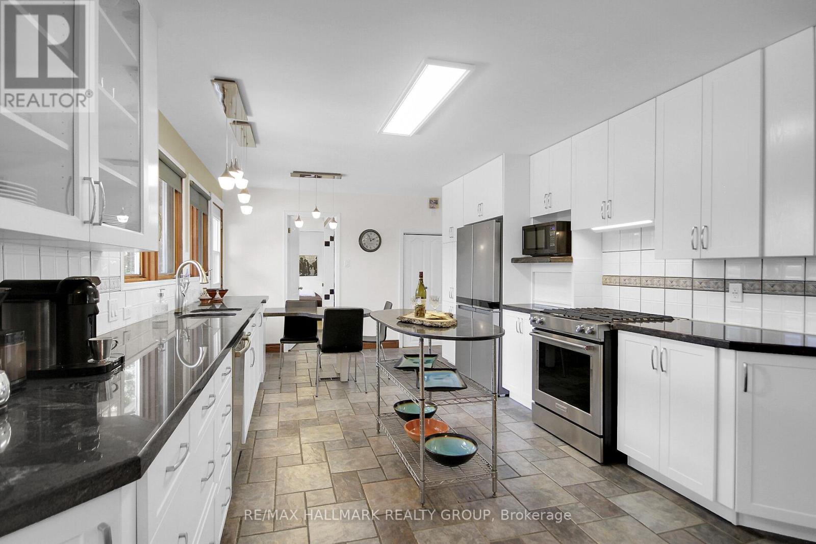27 Savuto Way