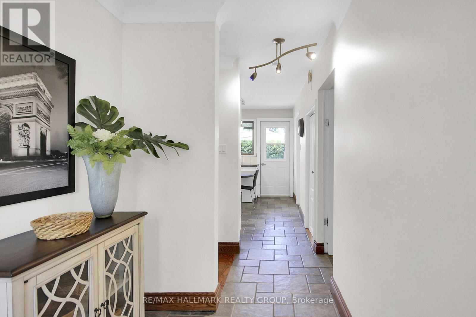 27 Savuto Way