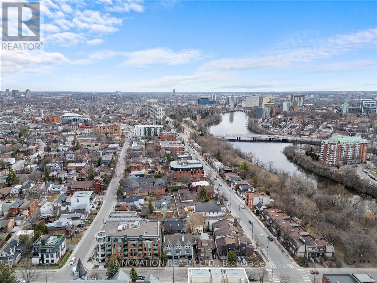 B - 36 Dufferin Road