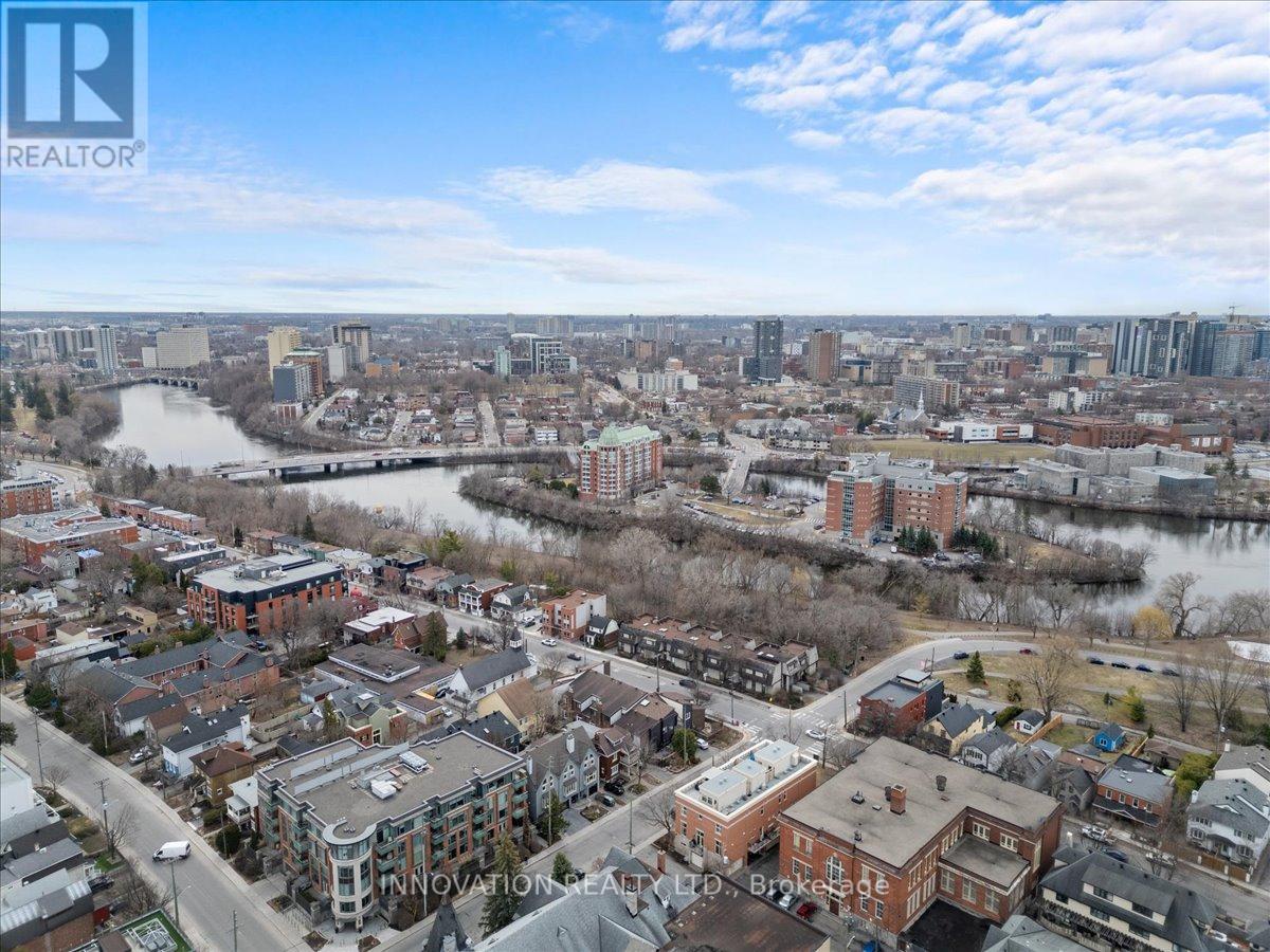 B - 36 Dufferin Road