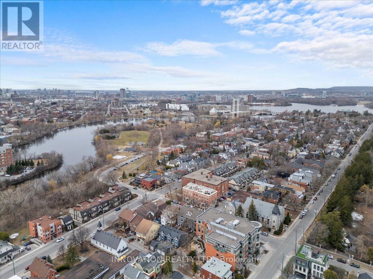 B - 36 Dufferin Road