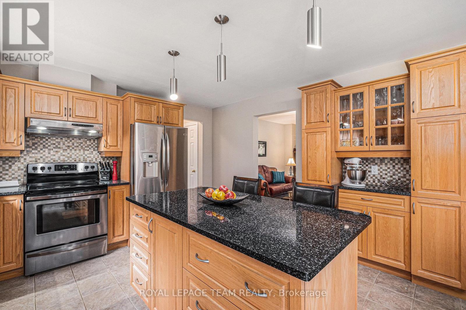 6444 Third Line Road S