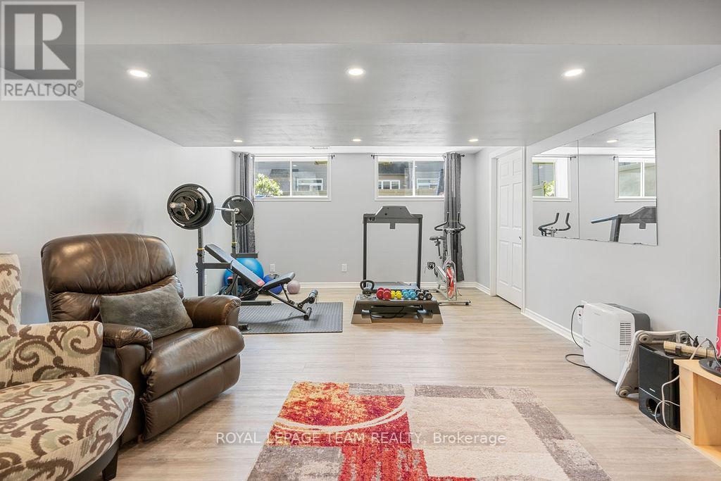 677 Sunburst Street