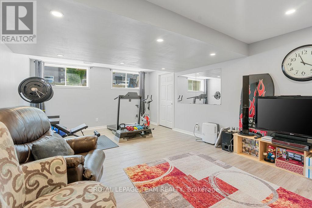 677 Sunburst Street