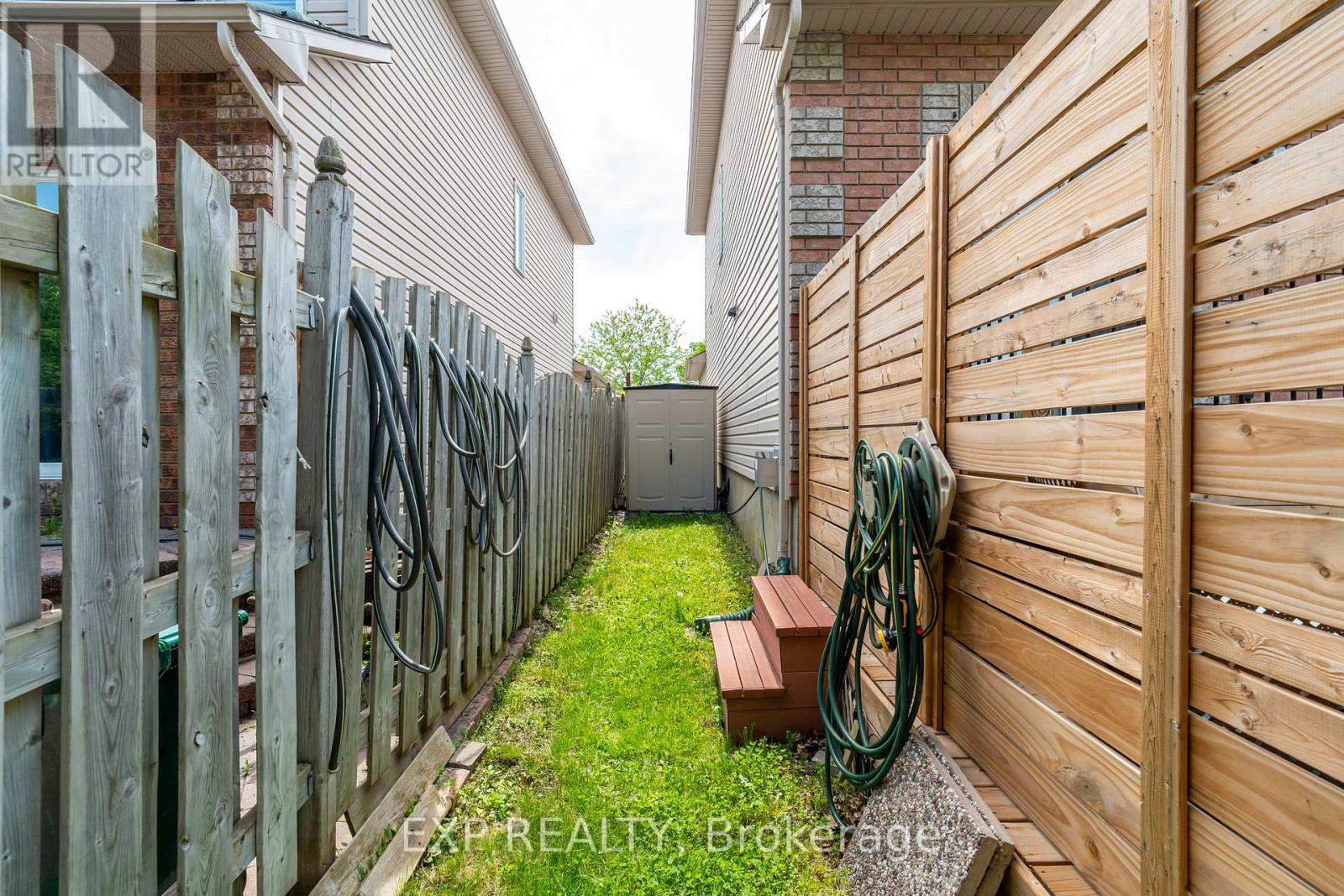 1091 Rocky Harbour Crescent