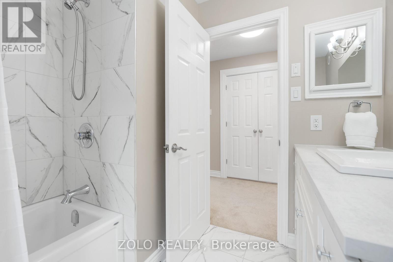 115 Flat Sedge Crescent