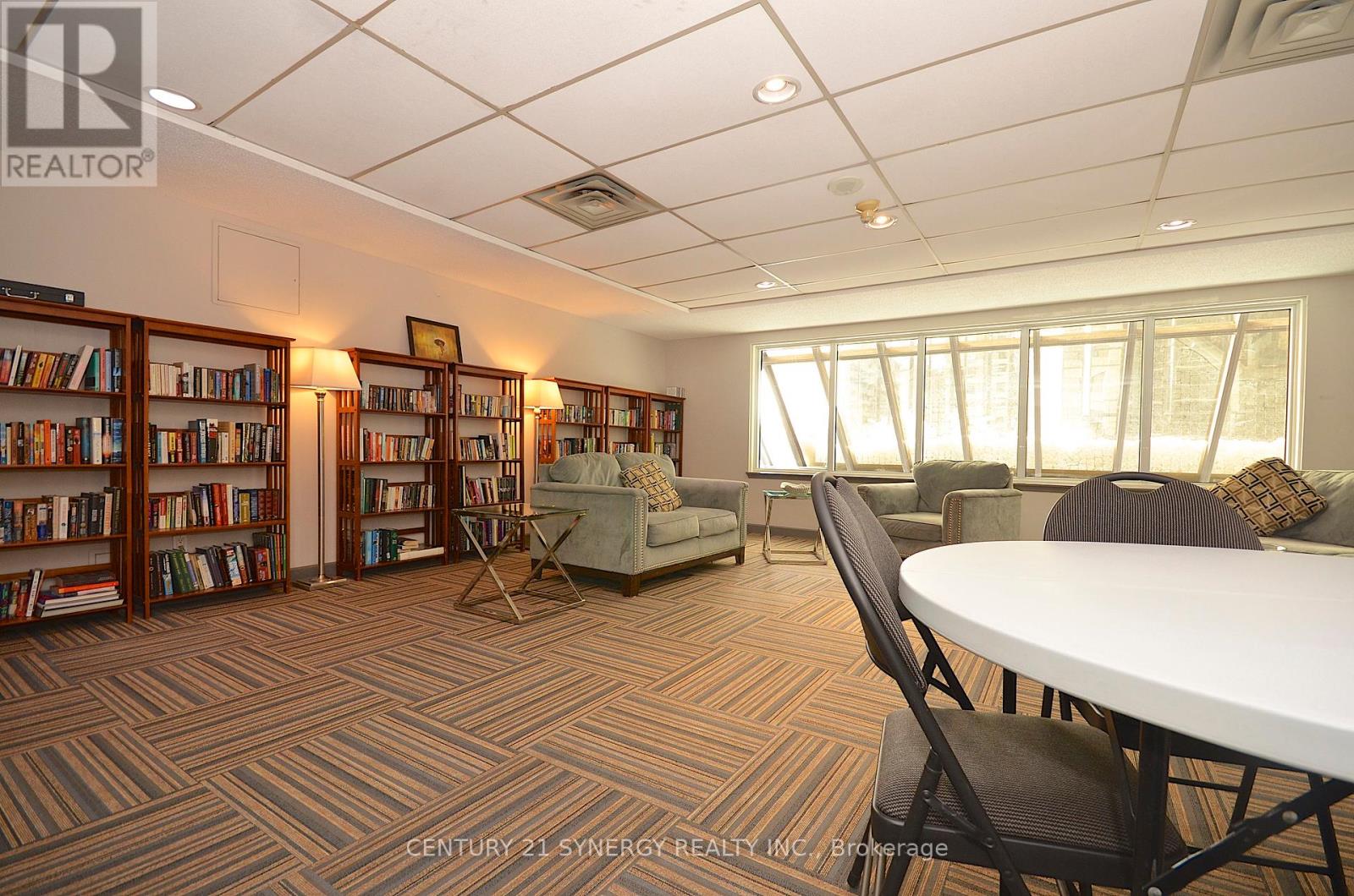 2101 - 199 Kent Street