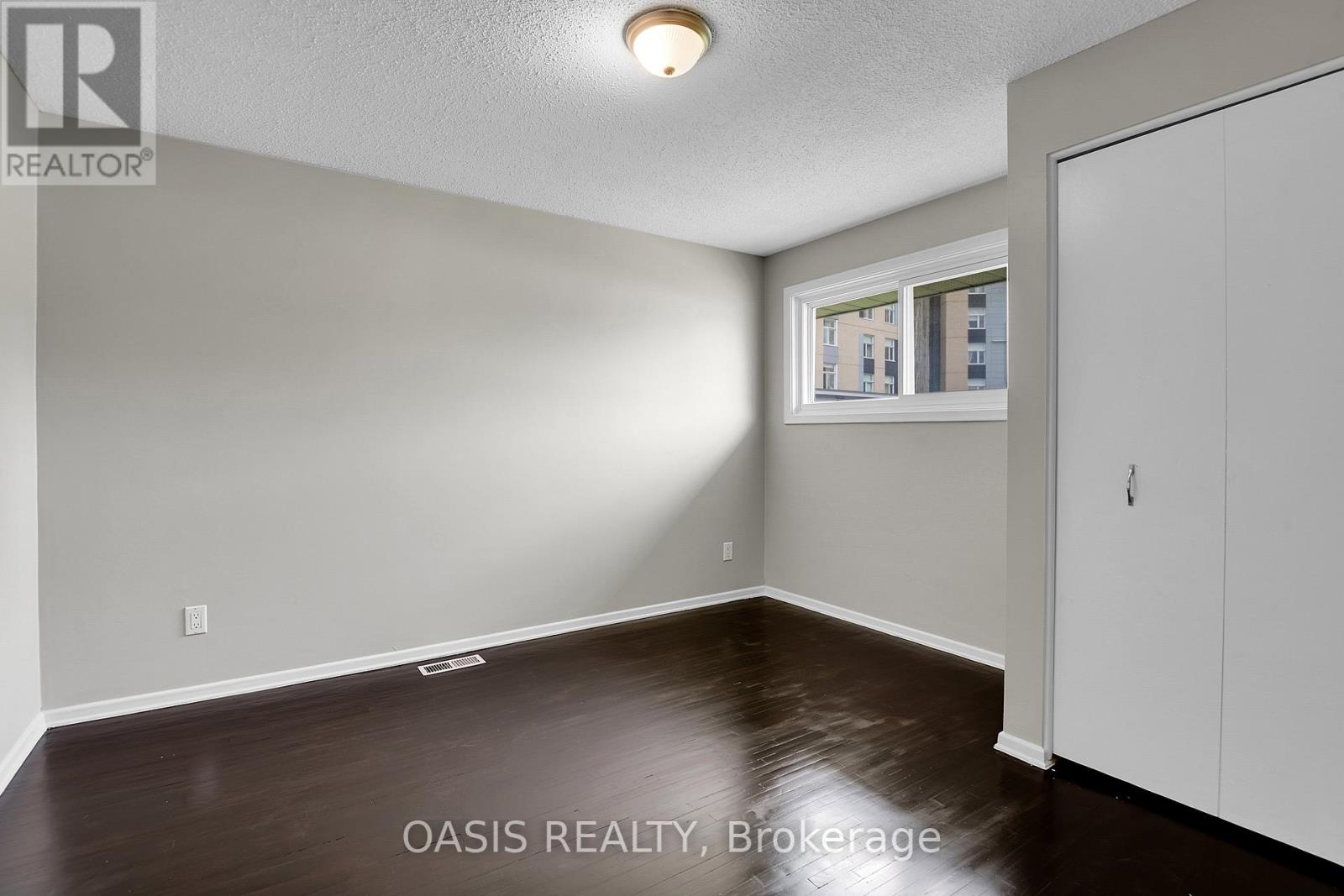 2606 Egan Road