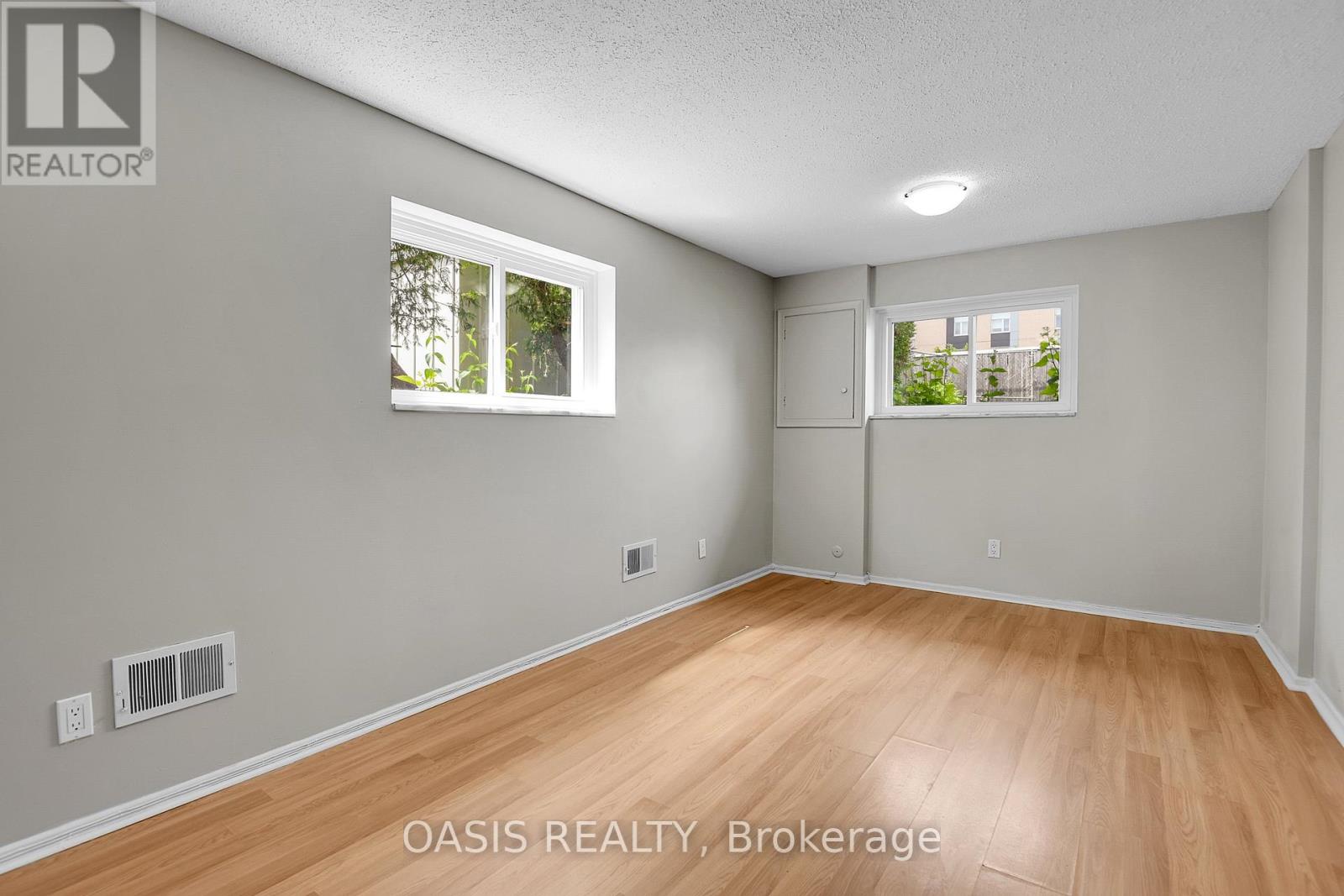 2606 Egan Road