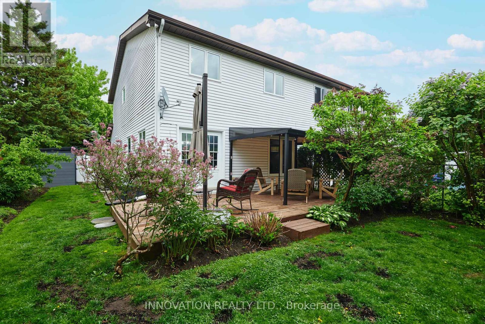 44 Alberni Street