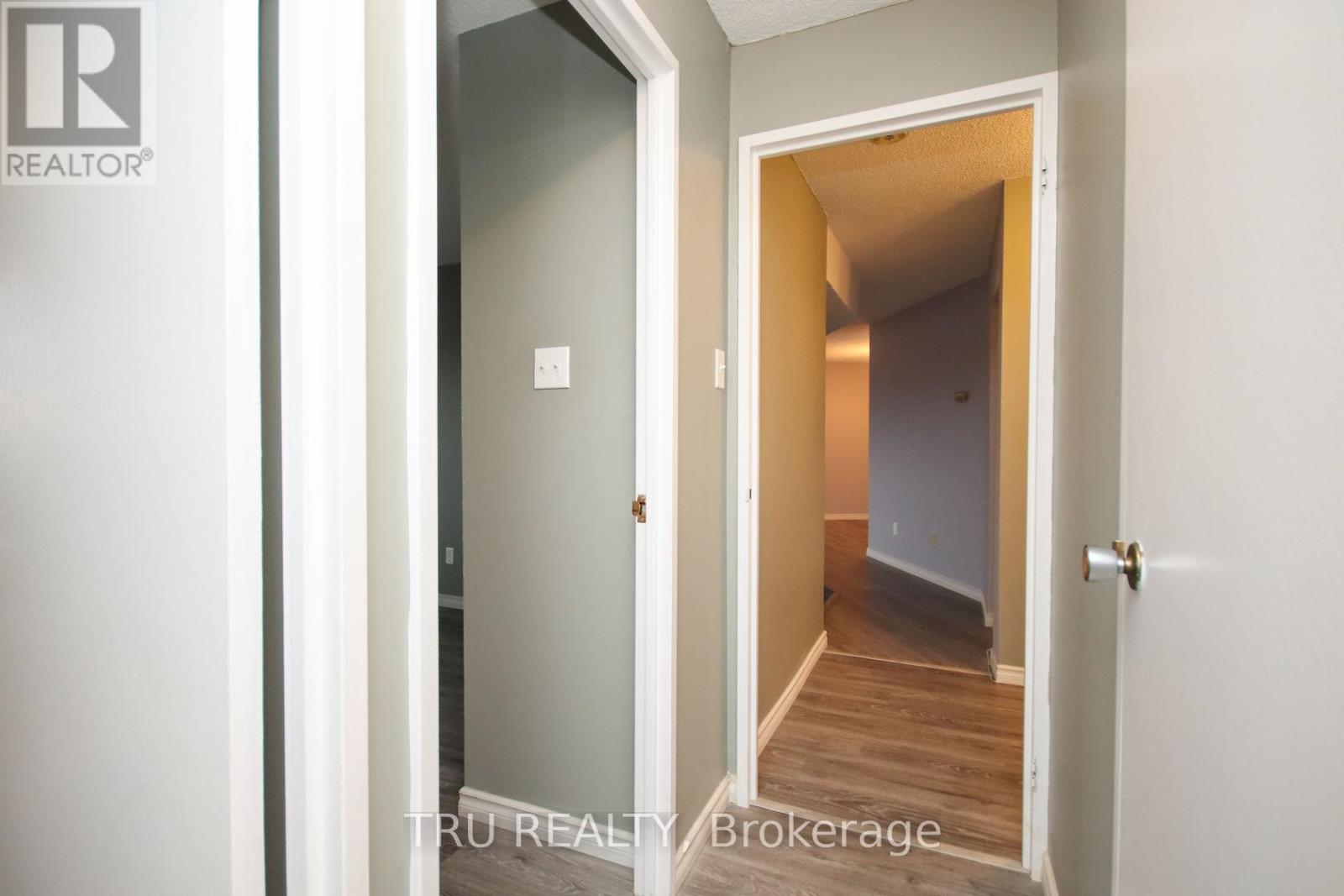 1604 - 1081 Ambleside Drive