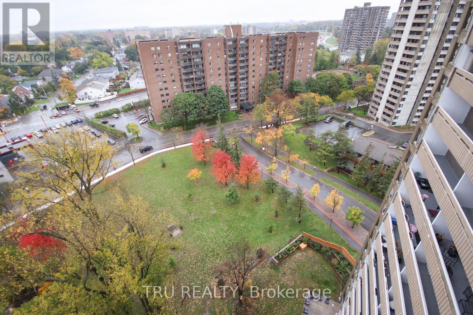 1604 - 1081 Ambleside Drive