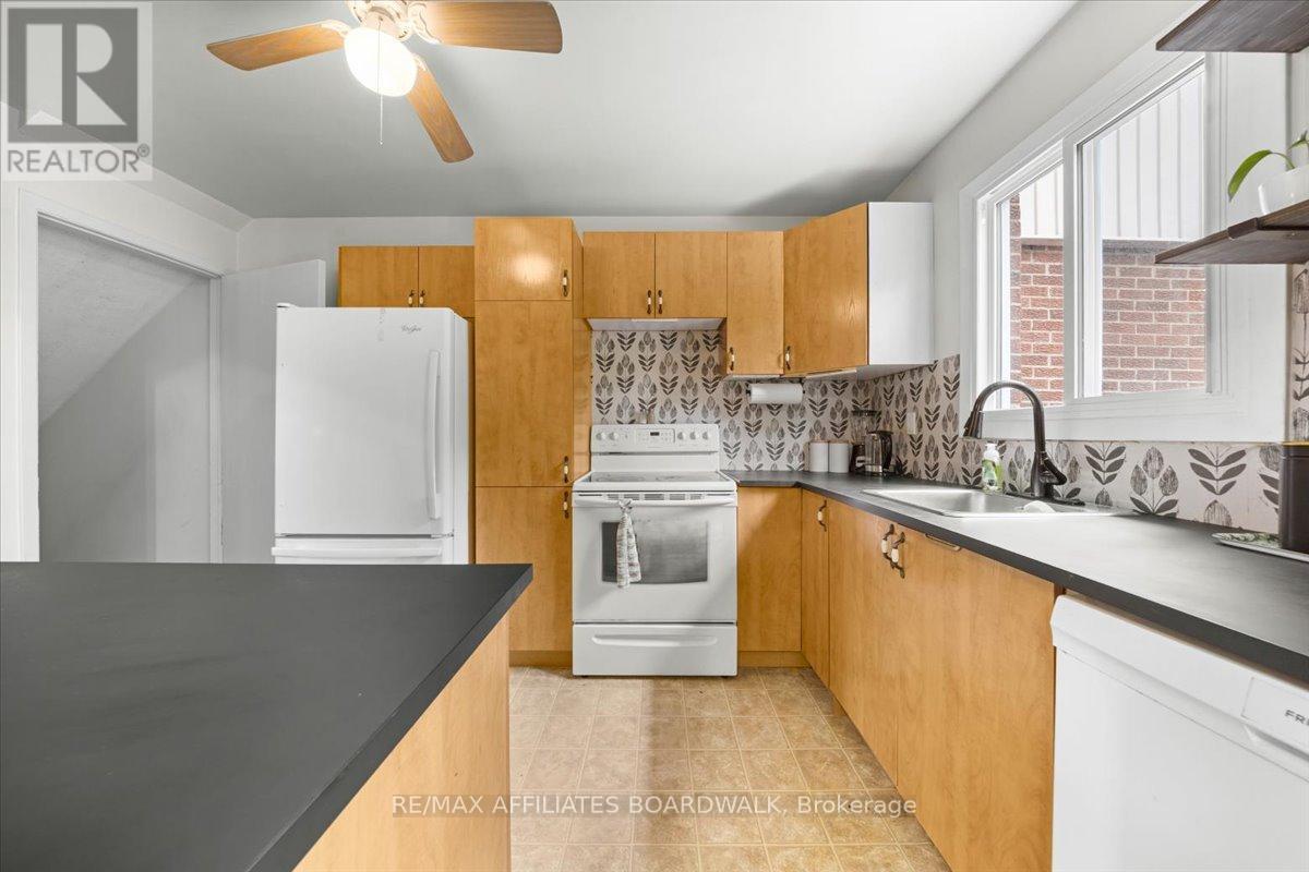 40 - 3239 Bannon Way