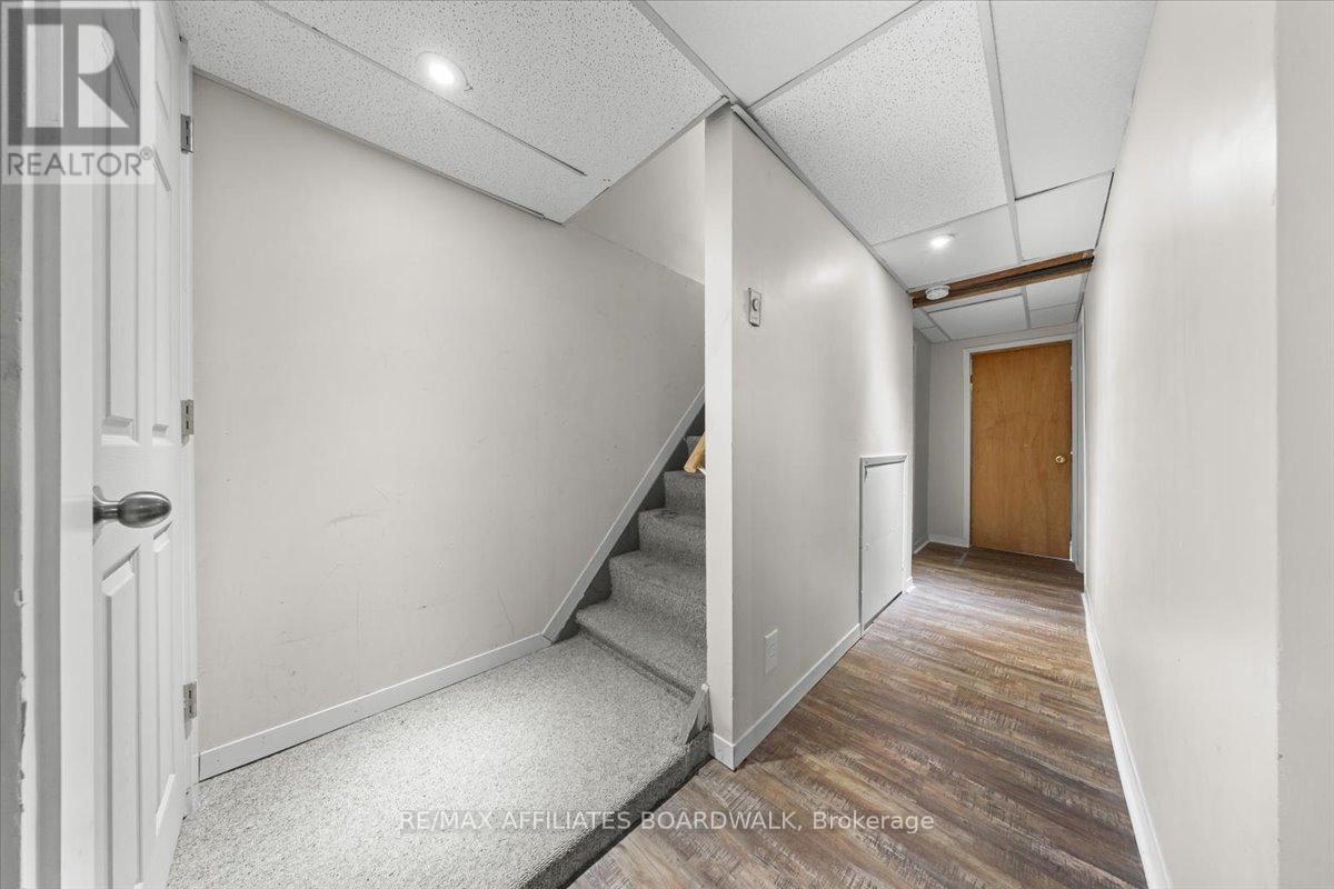 40 - 3239 Bannon Way