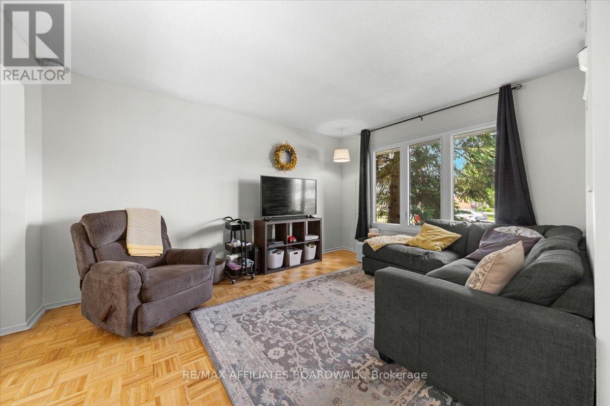 40 - 3239 Bannon Way