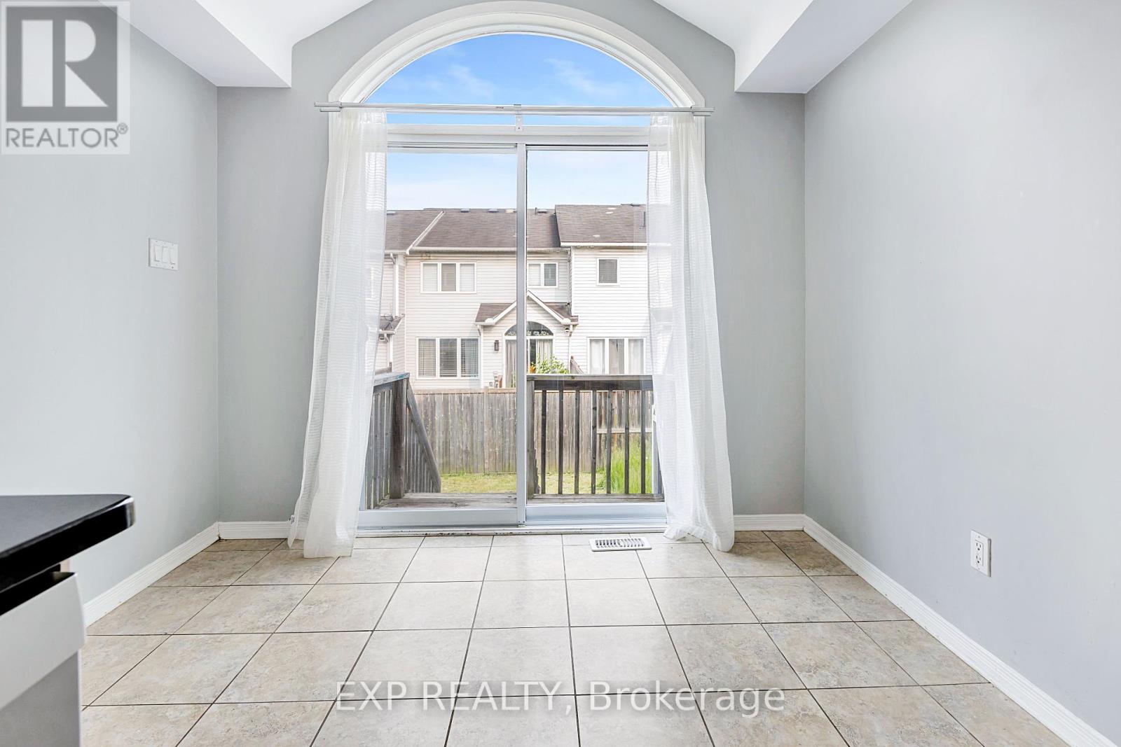 361 Bakewell Crescent