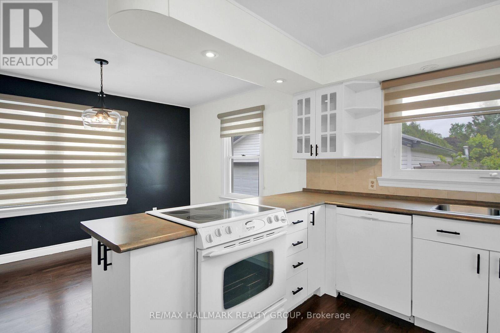 3338 Huntley Road