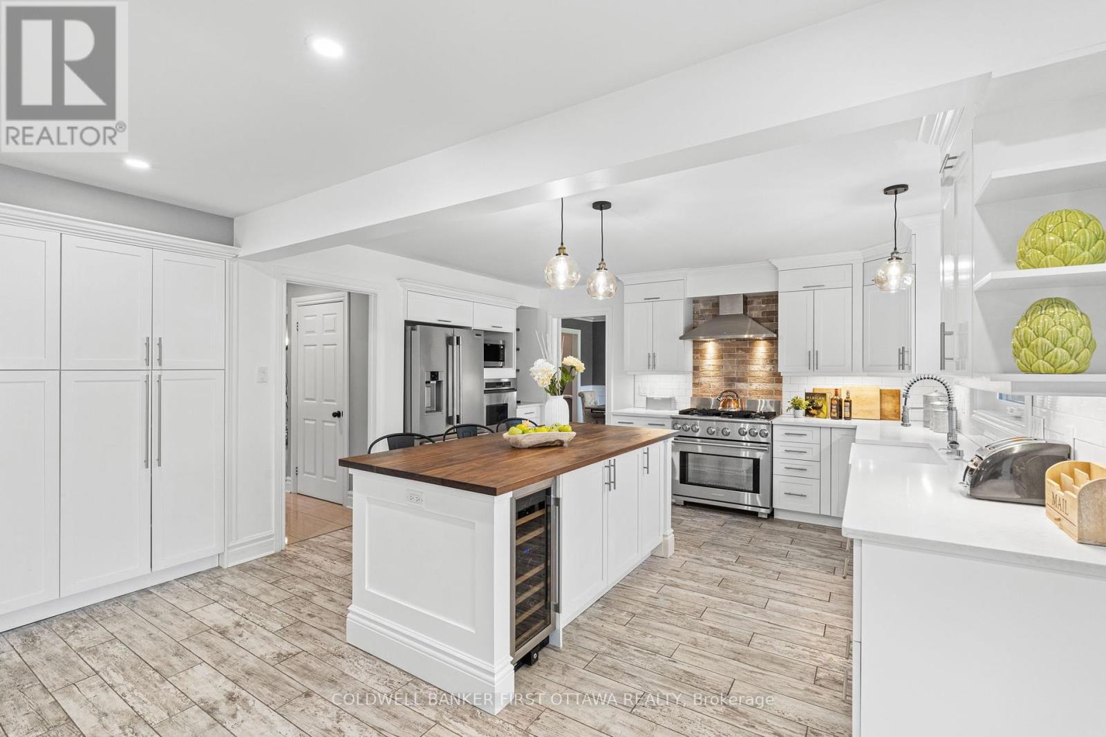 1379 Potter Drive