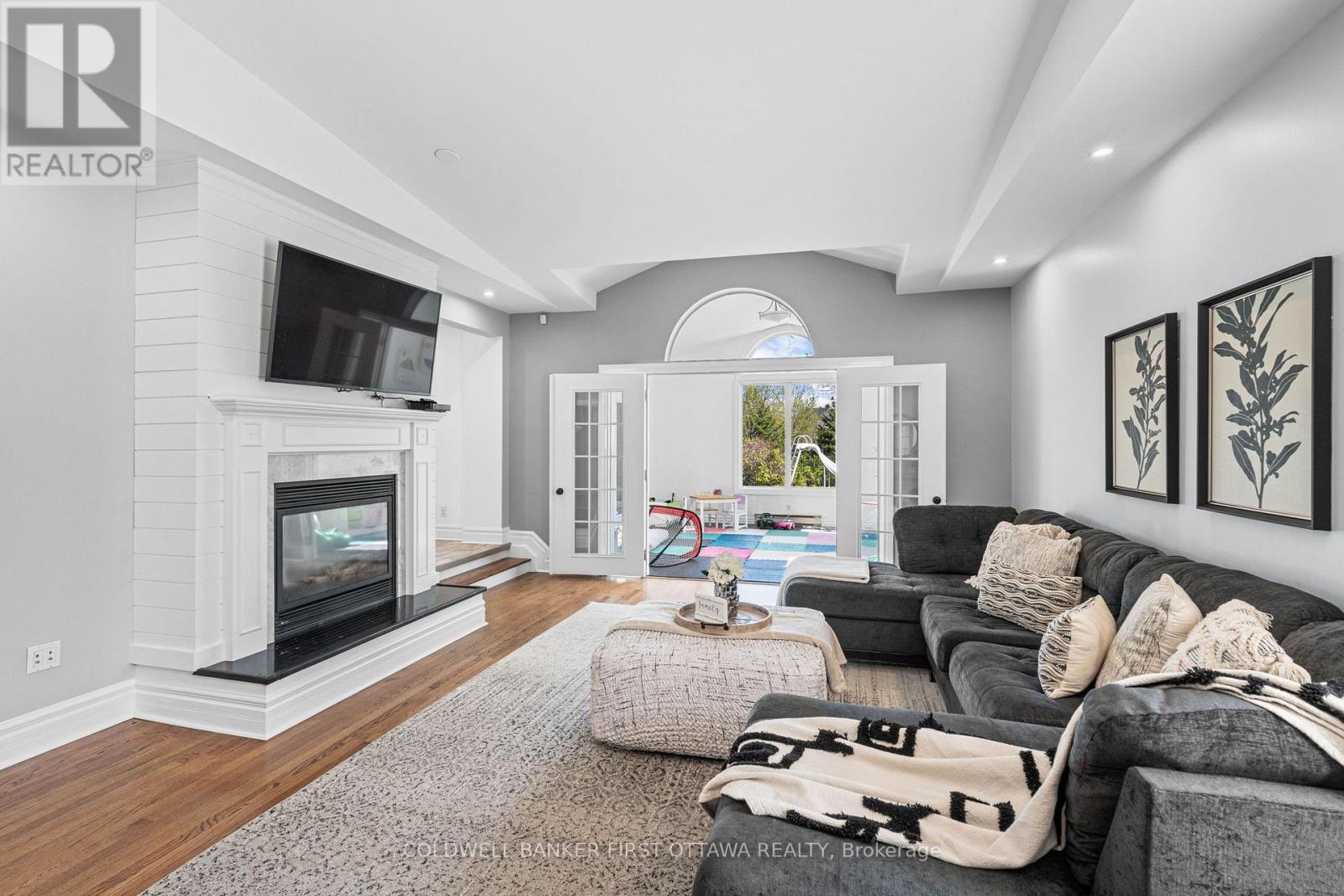 1379 Potter Drive