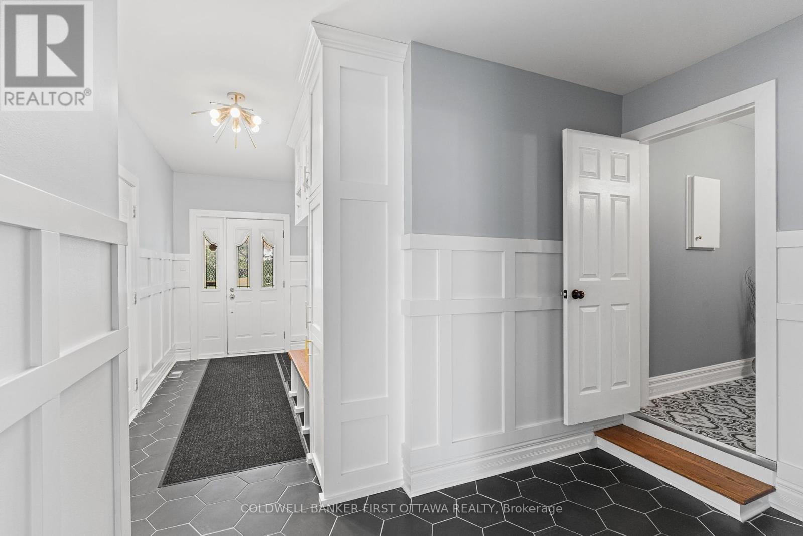 1379 Potter Drive