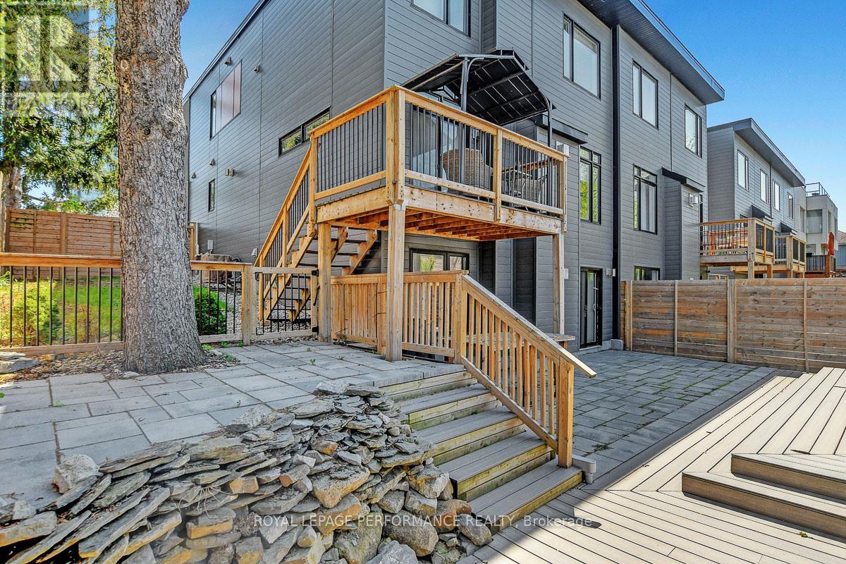 2183 Deschenes Street