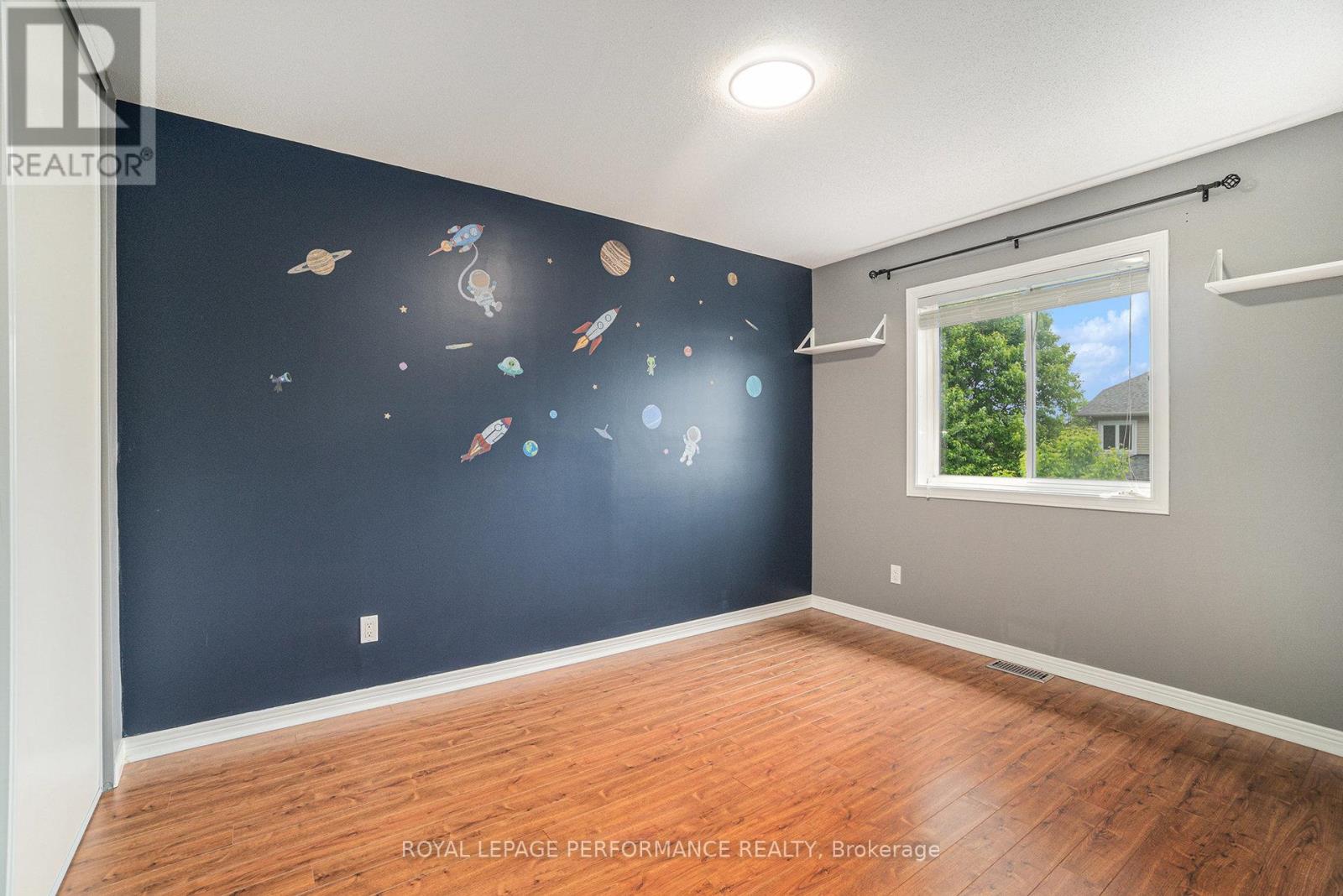 533 Wild Shore Crescent