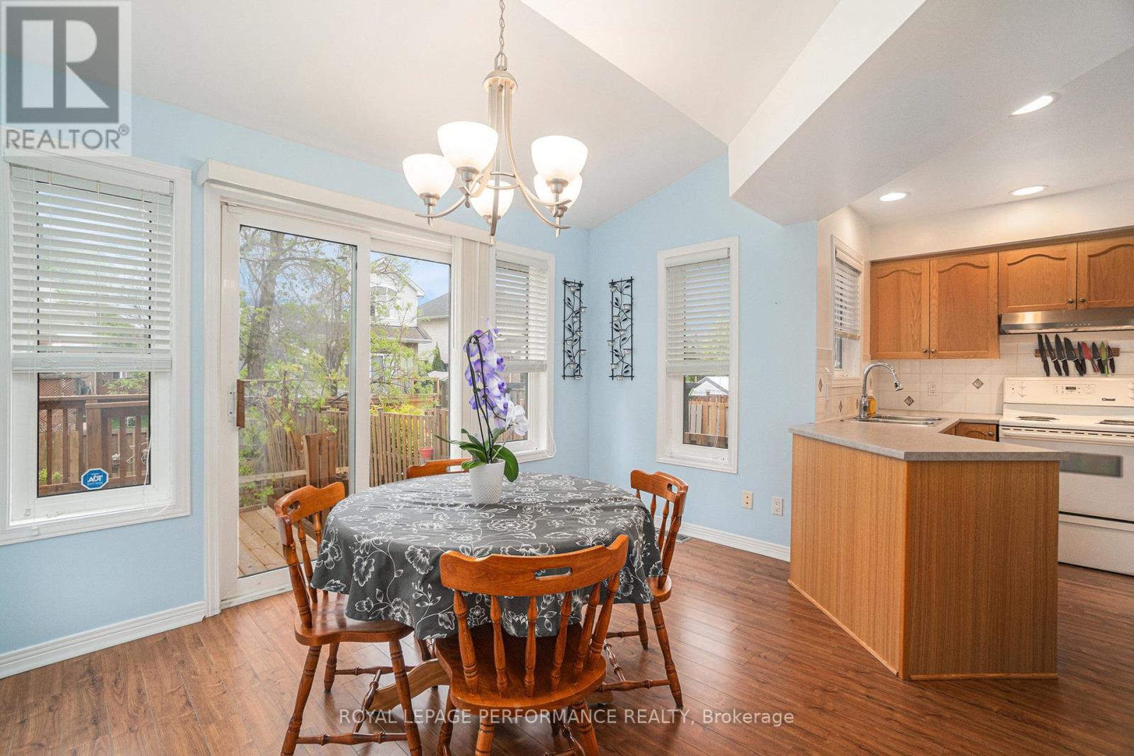 533 Wild Shore Crescent